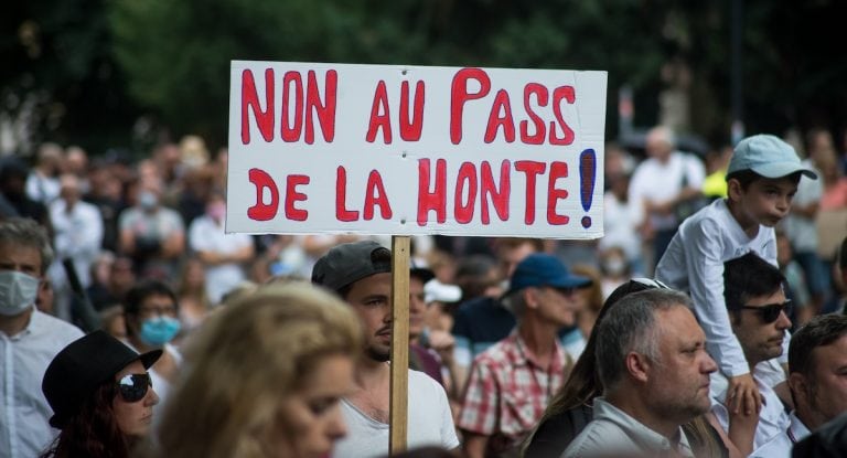 #98 Pourquoi le pass sanitaire divise-t-il les Français ?